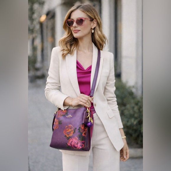 Coach Mollie Bucket 22 With floral print and charm - Picture 2 of 13